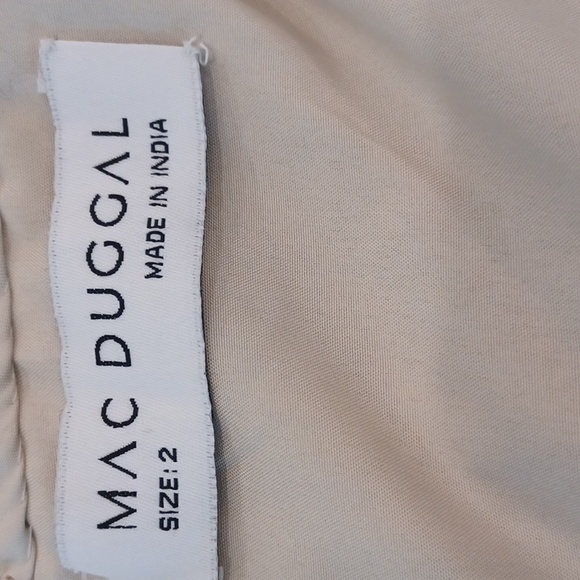 NWT Mac Duggal Sequined V Neck Short Flutter Sleeve Midi Dress SZ 2 in Oyster - Picture 12 of 16